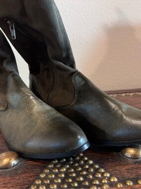 FARYL ROBIN (Farylrobin) Over-the-Knee Boots in Dark Olive/Black SZ 10